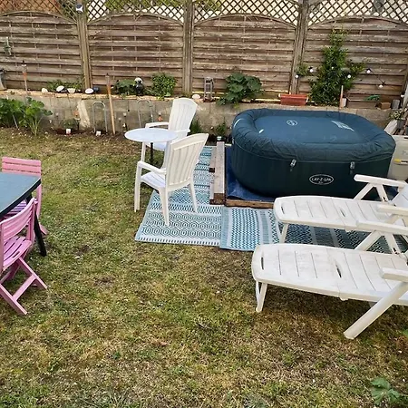 Sur La Falaise De Pontaillac Vaux-sur-Mer